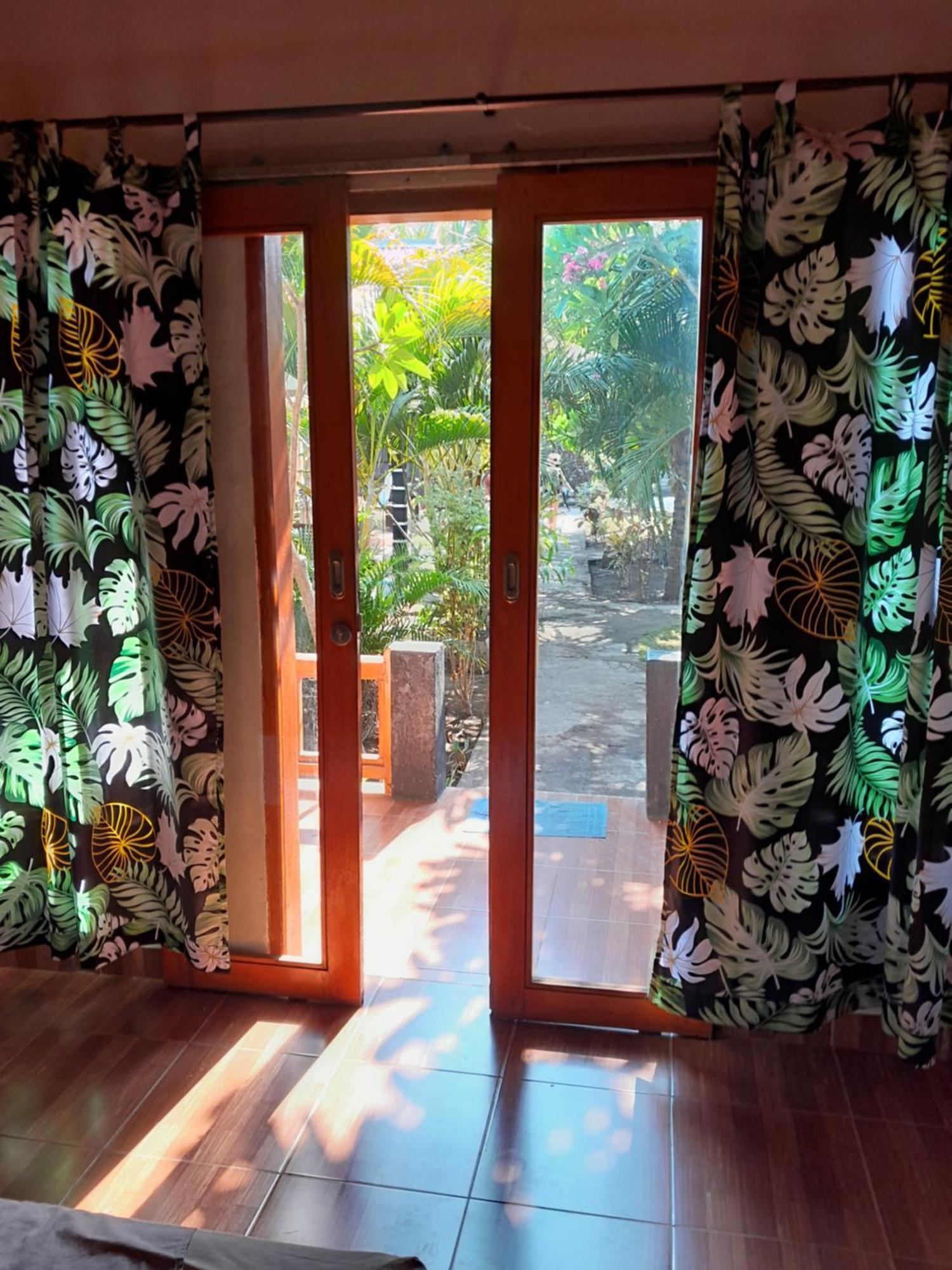 Florine'S Garden Hotell Gili Air Eksteriør bilde
